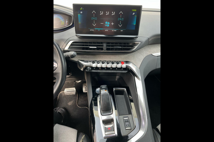 Peugeot 3008 GT 1.6 PLUG-IN HYbrid MASSAGE, TREKHAAK, NIEUW