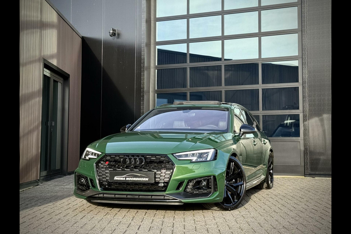 Audi RS4 Avant 2.9 TFSI RS4 quattro Carbon|Panoramadak|B&O|RS stoelen|Matrix|HUD|360 Camera|BTW