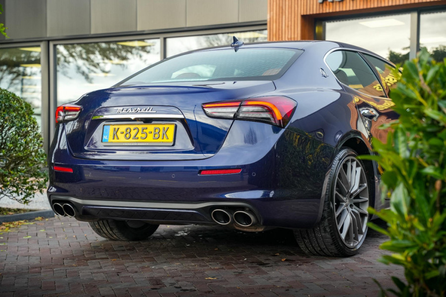 Maserati Ghibli 3.0 V6 GranLusso 21"LM Keyless Camera