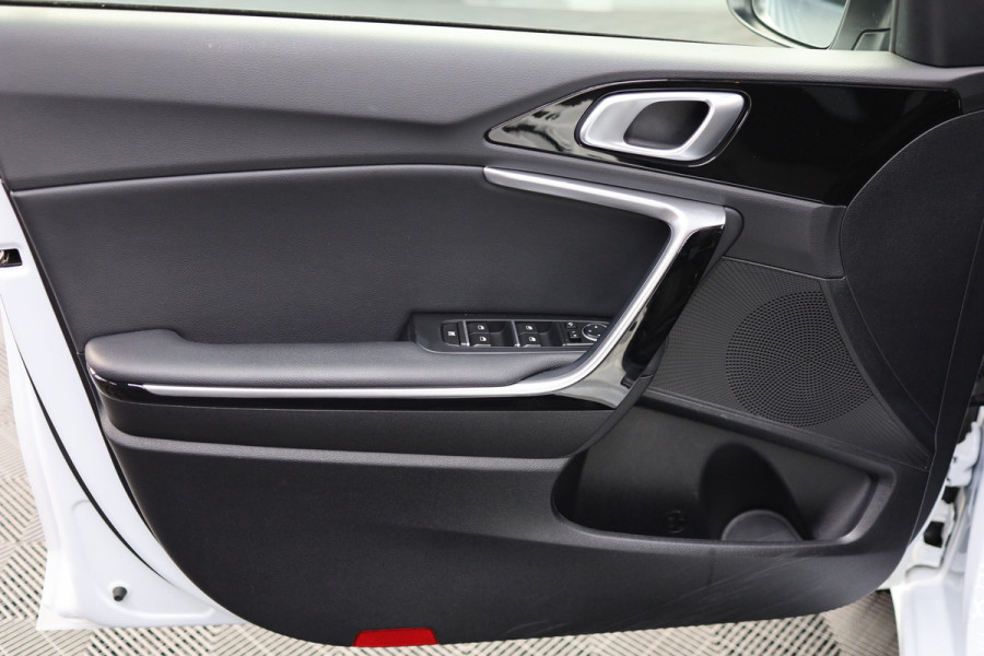 Kia Ceed Sportswagon 1.6 GDI PHEV DynamicLine | Dynamic Line | CarPlay | Hybride | BTW verrekenbaar |
