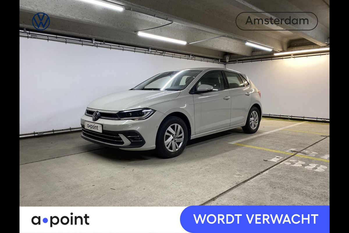 Volkswagen Polo 1.0 TSI Style 110 pk Automaat (DSG) | Navigatie via App | Trekhaak | Parkeersensoren (Park assist) | Adaptieve cruise control | Stoelverwarming | Matrix LED koplampen |