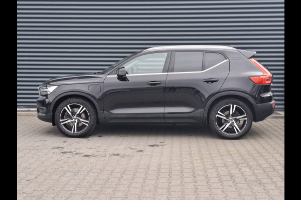 Volvo XC40 T5 Recharge Inscription Plug in Hybrid 261pk PHEV | Panodak | Lederen Sportstoelen Memory | Adaptive Cruise | Harman Kardon | Apple Carplay | Pilot Assist | Navigatie | 360 Camera | L.M. 19" | DAB |