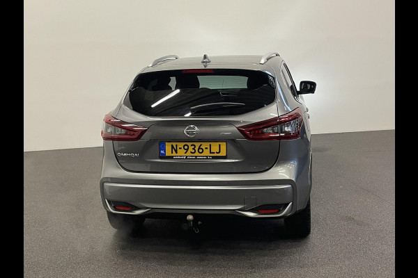 Nissan QASHQAI 1.3 DIG-T Tekna + Trekhaak Panoramadak Navigatie Parkeersensoren 360 Camera Adaptive Cruise Control Blind Spot Assist  Stoelverwarming Lichtmetalen velgen