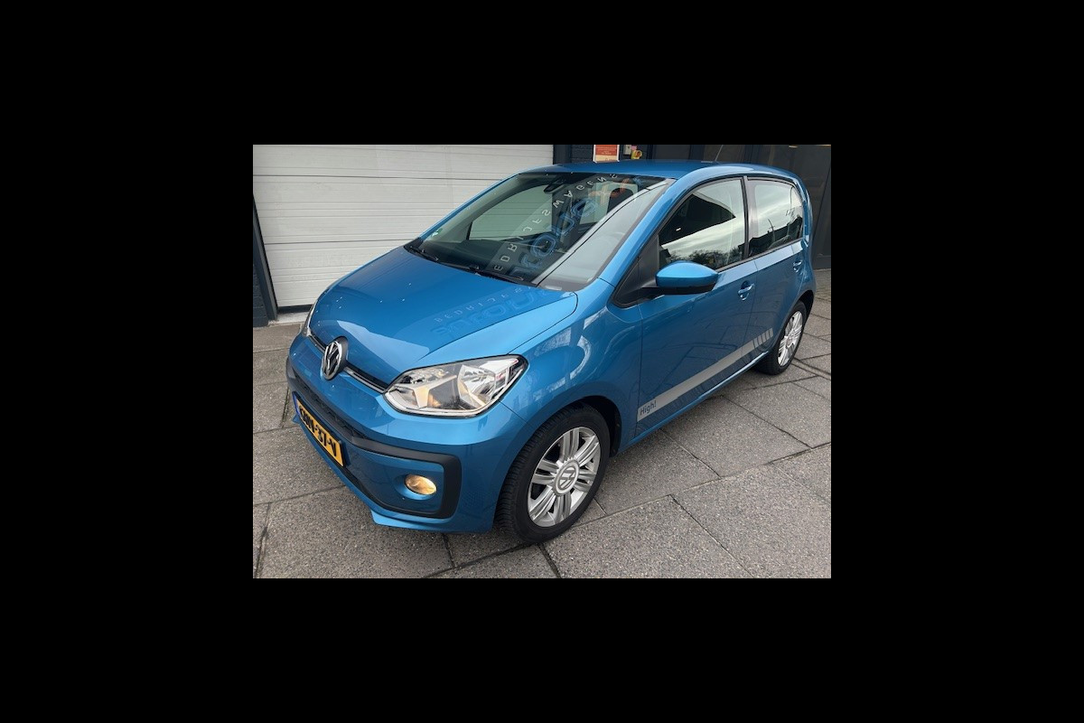 Volkswagen up! 1.0 BMT high up! AIRCO I PDC I STOELVERWARMING I 2 SLEUTELS I HIGH UP