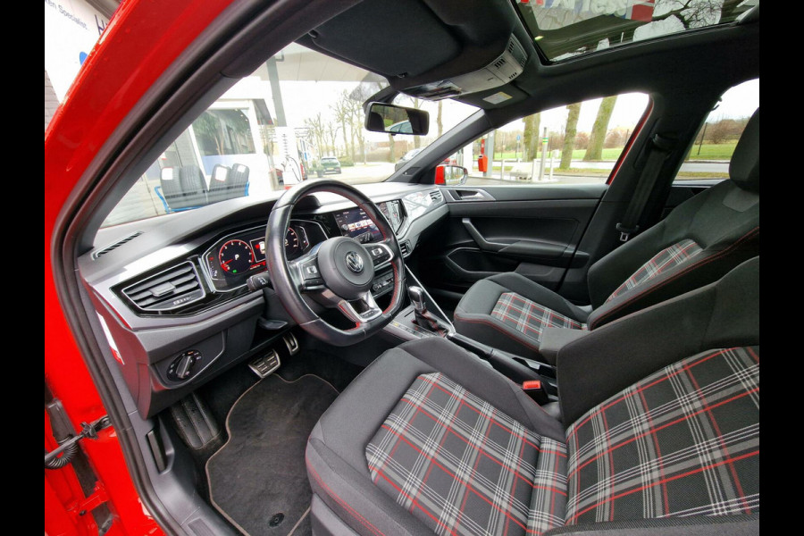 Volkswagen Polo 2.0 TSI GTI DSG 200PK NL-auto|Pano|Vitrual|beats|led|18-inch|Carplay|