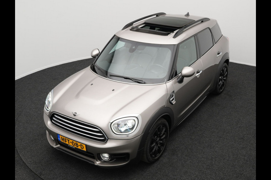 MINI Countryman 1.5 Cooper Chili Automaat | Panodak | Sportstoelen Verwarmd | Harman Kardon |  Apple Carplay | Navi Full Map | Keyless |  18"L.M | DAB |