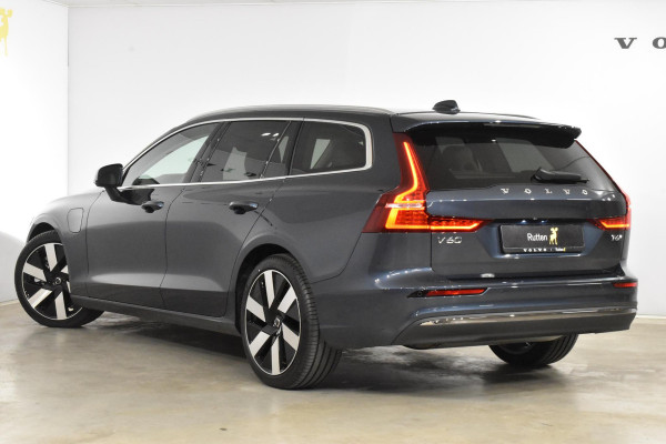 Volvo V60 T6 350PK Automaat Plug-in hybrid AWD Essential Edition / Driver assist / Moritz leder Blond / Park Assist voor / Extra getint glas / 19'' 6 Spaaks velgen