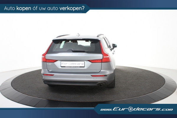 Volvo V60 2.0 D3 Momentum*1ste Eigenaar*Navigatie*Trekhaak*Parkassist