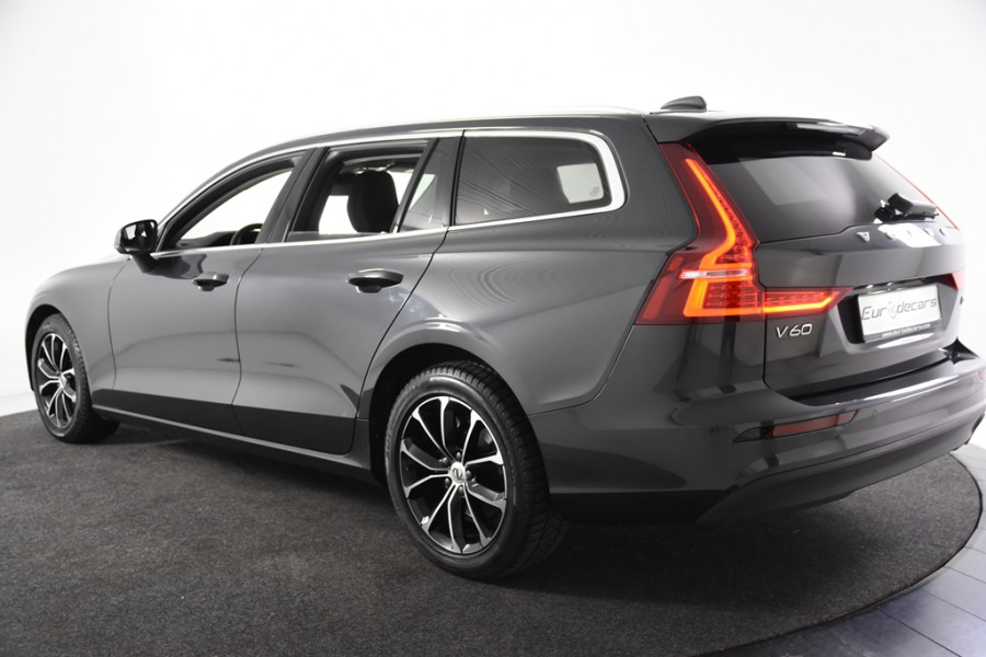 Volvo V60 2.0 D3 Momentum Pro*1ste Eigenaar*Leer*Standkachel*Navigatie