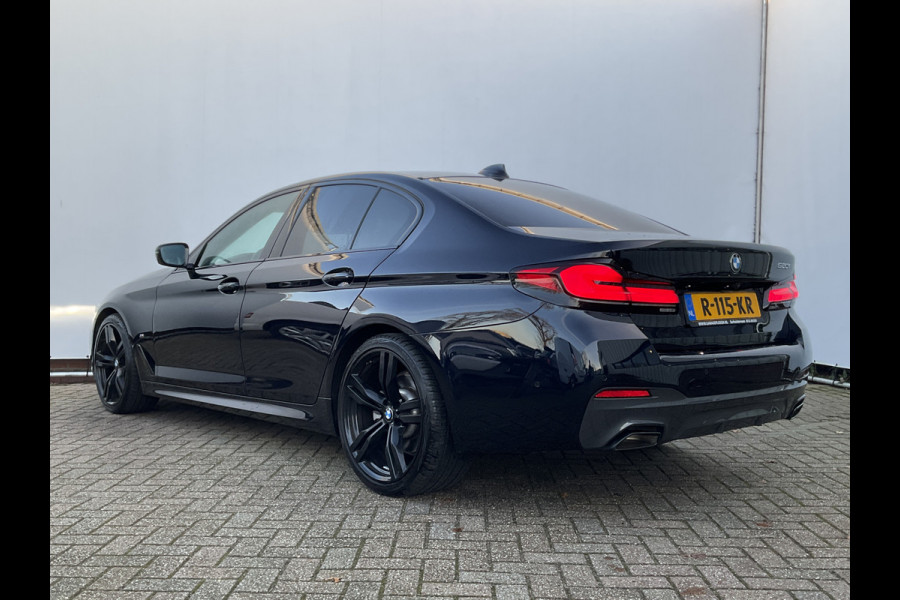 BMW 5 Serie 520i High Executive M-Sport Aut. Adap.Cruise Elek.Klep Stoel/Stuurverw. UITSTRALING!