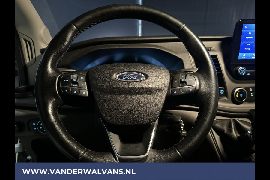 Ford Transit 2.0 TDCI 170pk L3H3 Euro6 Airco | Navigatie | 2500kg Trekhaak | Cruisecontrol Verwarmde voorruit, Parkeersensoren, Bijrijdersbank