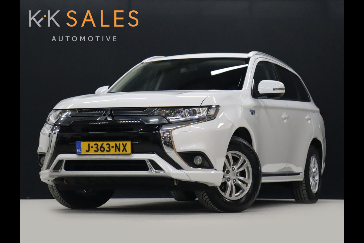 Mitsubishi Outlander 2.4 PHEV Pure [CAMERA, TREKHAAK, KEYLESS, STOELVERWARMING, CLIMATE, BLUETOOTH, NIEUWSTAAT]