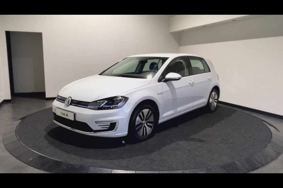 Volkswagen e-Golf e-Golf | Lederen bekleding | Achteruitrijcamera   SoH (batterijcheck) 89,7% score!