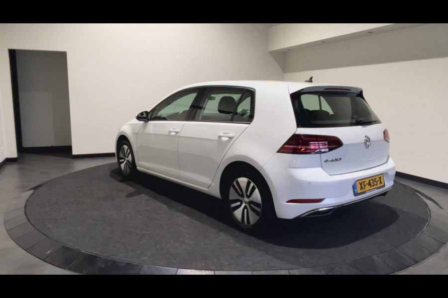 Volkswagen e-Golf e-Golf | Lederen bekleding | Achteruitrijcamera   SoH (batterijcheck) 89,7% score!