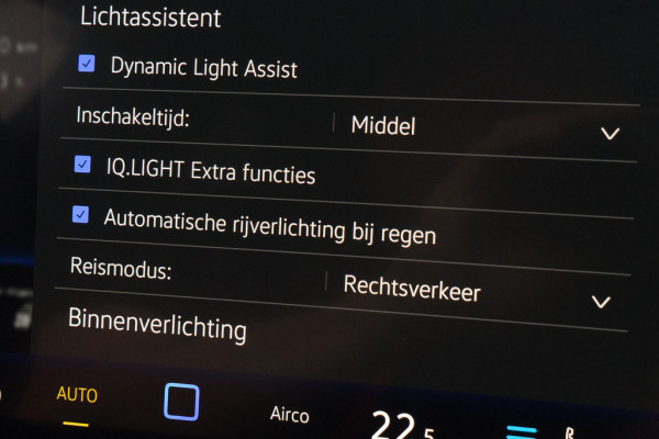 Volkswagen Touareg 3.0 TSI eHybrid 4MOTION / Puglia / Luchtvering/ Virtual Cockpit/ Panoramadak/ Trekhaak/ 280kW (381PK)