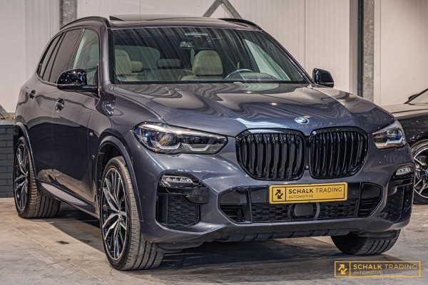 BMW X5 XDrive40i High Executive|Pano|NAP|E-trekhaak|Comfort