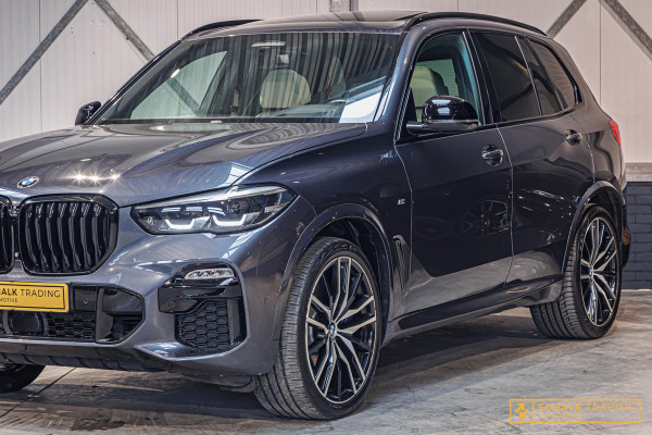 BMW X5 XDrive40i High Executive|Pano|NAP|E-trekhaak|Comfort