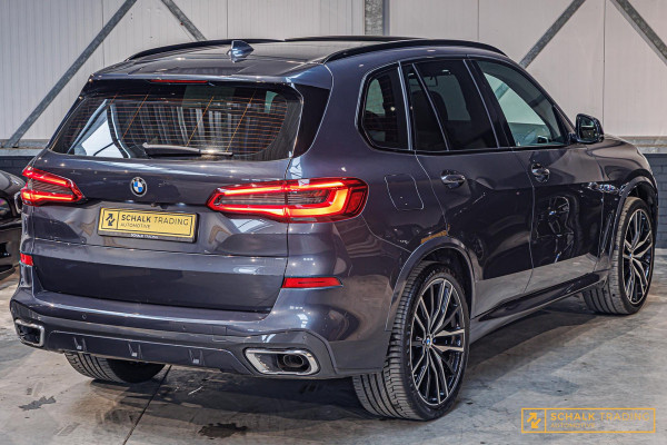 BMW X5 XDrive40i High Executive|Pano|NAP|E-trekhaak|Comfort