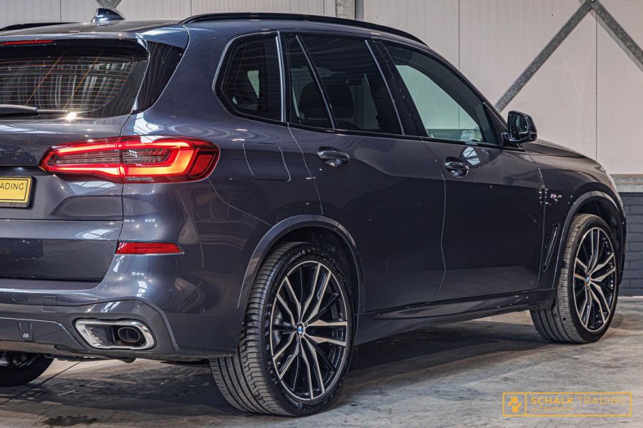 BMW X5 XDrive40i High Executive|Pano|NAP|E-trekhaak|Comfort