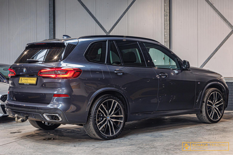 BMW X5 XDrive40i High Executive|Pano|NAP|E-trekhaak|Comfort