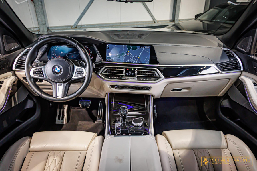 BMW X5 XDrive40i High Executive|Pano|NAP|E-trekhaak|Comfort