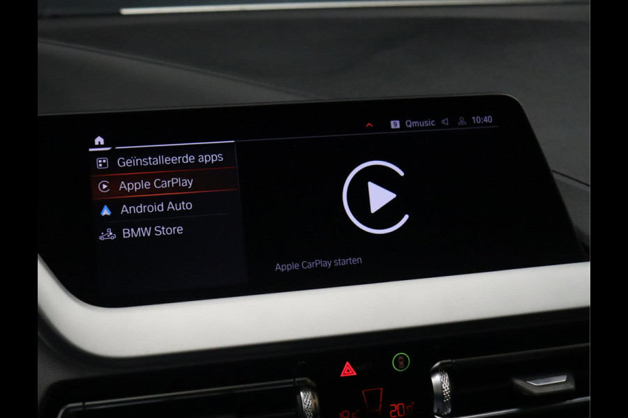 BMW 1-serie 118i Executive Edition [APPLE CARPLAY, SPORTSTOELEN, VOL LEDER, ANDROID, STOELVERWARMING, PDC V+A, ADAPTIVE CRUISE, NAVIGATIE, CLIMATE, NIEUWSTAAT]