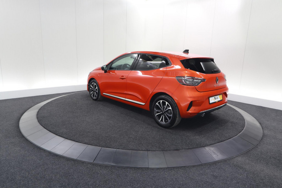 Renault Clio TCe 90 GPF Techno | Camera | Pack Winter | Navigatie | Apple Carplay | Parkeersensoren