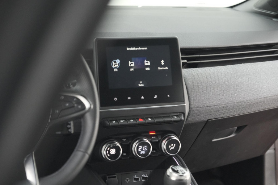 Renault Clio TCe 90 GPF Techno | Camera | Pack Winter | Navigatie | Apple Carplay | Parkeersensoren