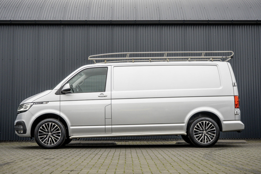 Volkswagen Transporter T6.1 2.0 TDI L2H1 Bulli | Automaat | 150 PK | Digitaal dashboard | LED | Adaptive Cruise | Camera | Carplay | Airco | PDC