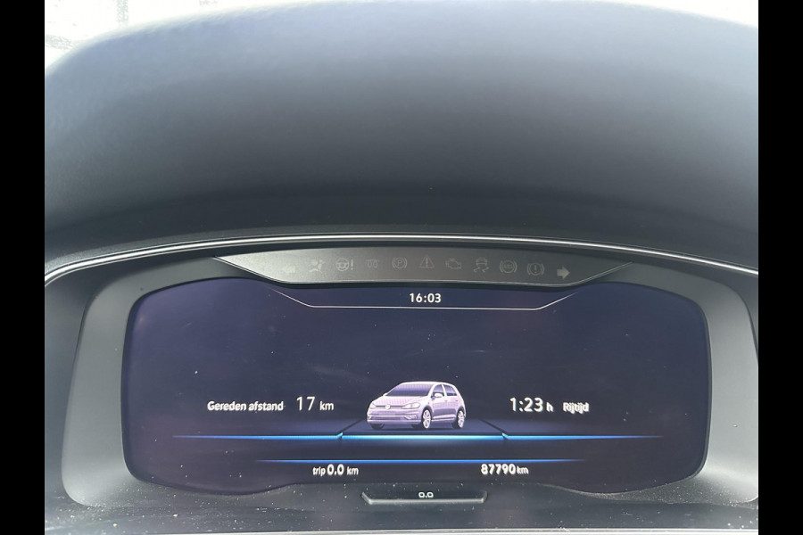 Volkswagen e-Golf e-Golf | VIRTUAL DASH | STOELVERWARMING | CAMERA | WARMTEPOMP | TREKHAAK | DYNAMISCHE VERLICHTING | FULL OPTION!