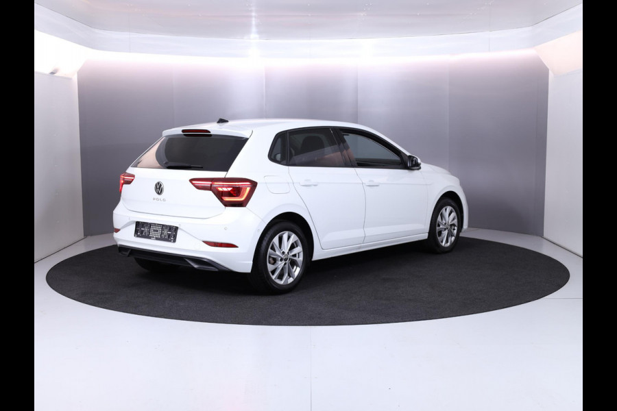 Volkswagen Polo 1.0 TSI Style 110 pk Automaat (DSG) | Navigatie via App | Parkeersensoren (Park assist) | Adaptieve cruise control | Autom. airco | Stoelverwarming | Matrix LED koplampen |