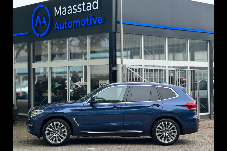 BMW X3 XDrive30e eDrive Panorama Adaptive cruise Digitaldash 360 cam Plug-in Hyb Sfeerverlichting Nieuwstaat Voloptie Stuurverwarm