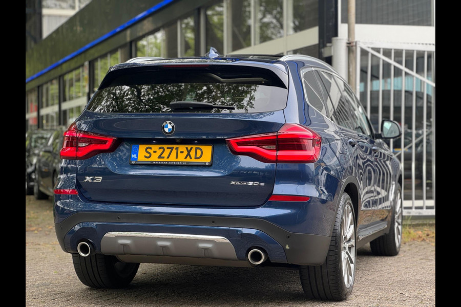 BMW X3 XDrive30e eDrive Panorama Adaptive cruise Digitaldash 360 cam Plug-in Hyb Sfeerverlichting Nieuwstaat Voloptie Stuurverwarm