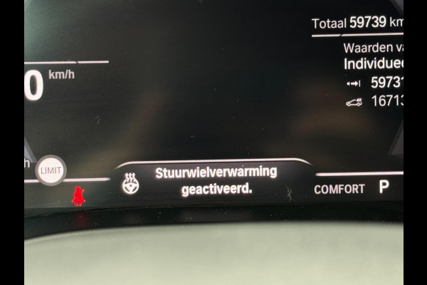 BMW X3 XDrive30e eDrive Panorama Adaptive cruise Digitaldash 360 cam Plug-in Hyb Sfeerverlichting Nieuwstaat Voloptie Stuurverwarm