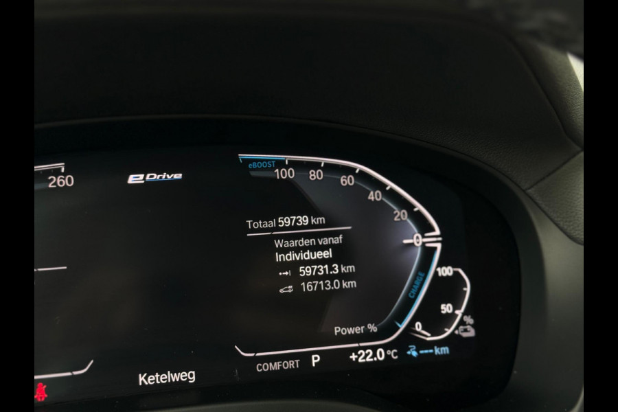 BMW X3 XDrive30e eDrive Panorama Adaptive cruise Digitaldash 360 cam Plug-in Hyb Sfeerverlichting Nieuwstaat Voloptie Stuurverwarm