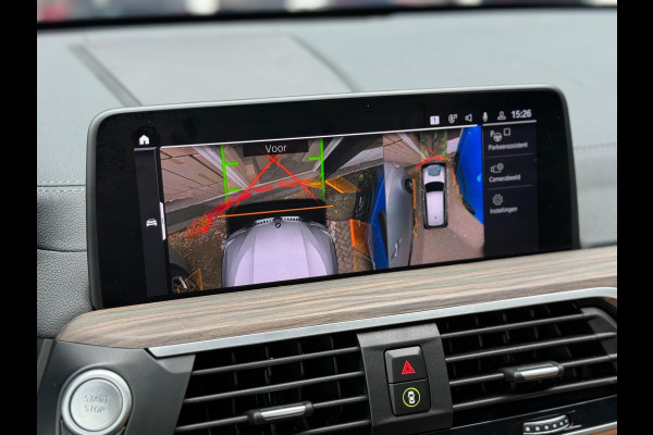 BMW X3 XDrive30e eDrive Panorama Adaptive cruise Digitaldash 360 cam Plug-in Hyb Sfeerverlichting Nieuwstaat Voloptie Stuurverwarm