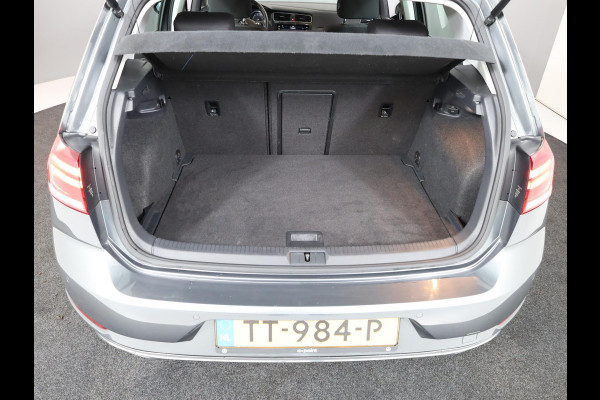 Volkswagen Golf 1.0 TSI Comfortline 115pk 6bak|  Navi| 16'LM-velgen | Parksensors