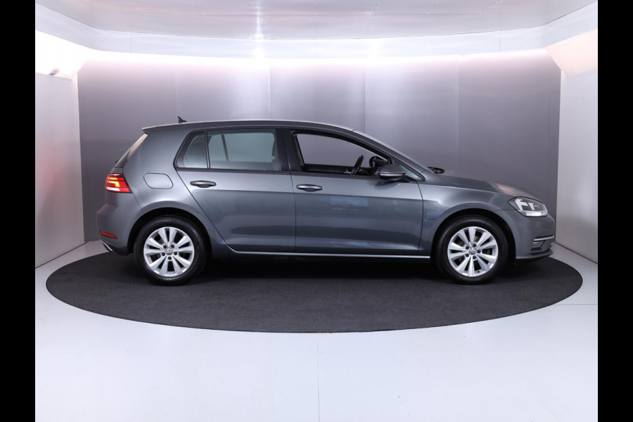 Volkswagen Golf 1.0 TSI Comfortline 115pk 6bak|  Navi| 16'LM-velgen | Parksensors