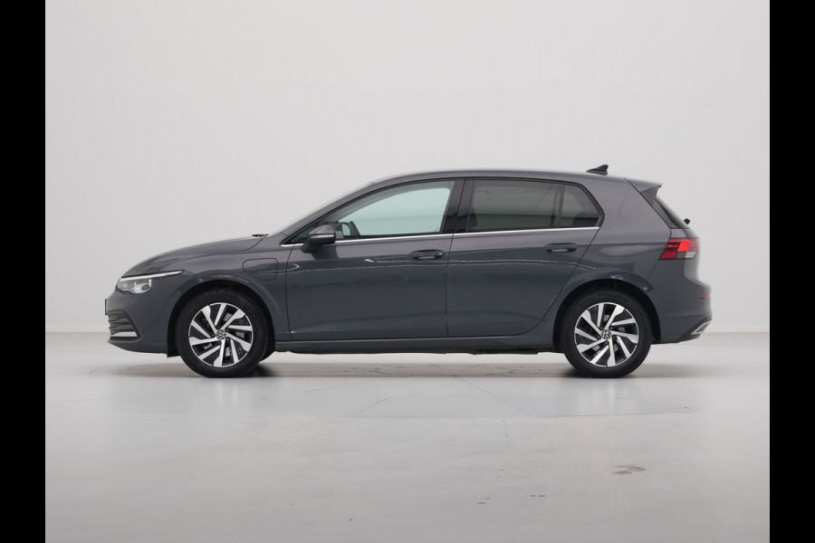 Volkswagen Golf 1.4 eHybrid 204pk Style Navigatie Camera Side Assist iQ Light Demo RV