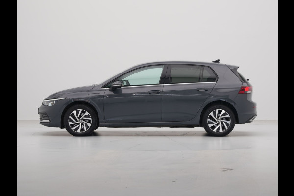 Volkswagen Golf 1.4 eHybrid 204pk Style Navigatie Camera Side Assist iQ Light Demo RV