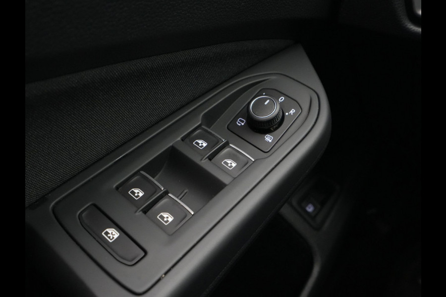 Volkswagen Golf 1.4 eHybrid 204pk Style Navigatie Camera Side Assist iQ Light Demo RV