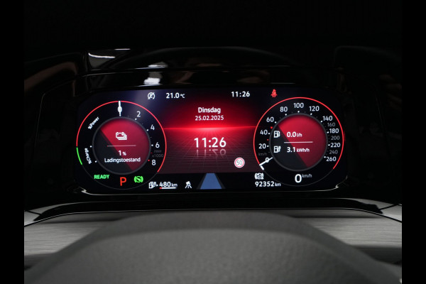 Volkswagen Golf 1.4 eHybrid 204pk Style Navigatie Camera Side Assist iQ Light Demo RV