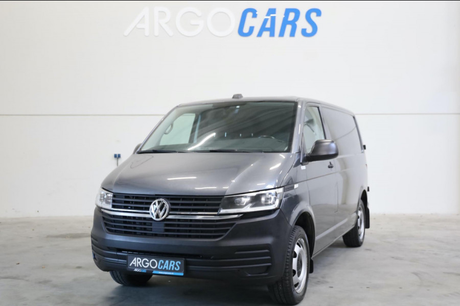 Volkswagen Transporter 2.0 TDI T6 DSG LED 199PK CAMERA TREKHAAK CARPLAY ARCO CRUISE CONTROL LEASE V/A € 132,- p.m. INRUIL MOG