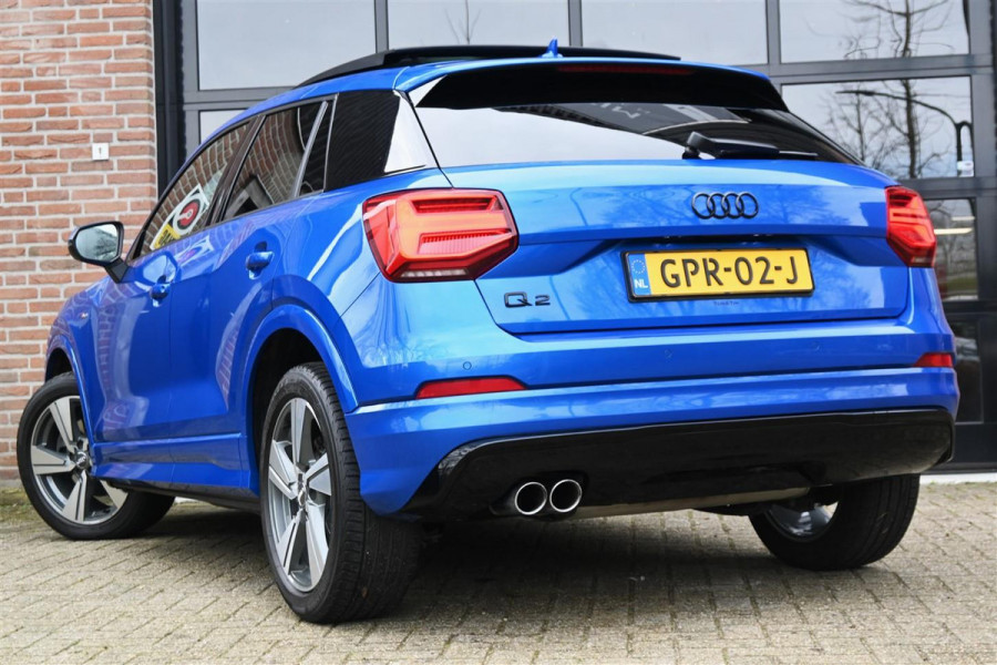 Audi Q2 1.4 TFSI CoD S-LINE BlackPack Pano Virtual Trekhaak Carplay '17