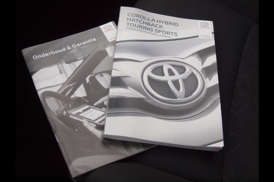 Toyota Corolla Touring Sports 1.8 Hybrid Business | Camera | Apple Carplay | Cruise Control | Dealeronderhouden |