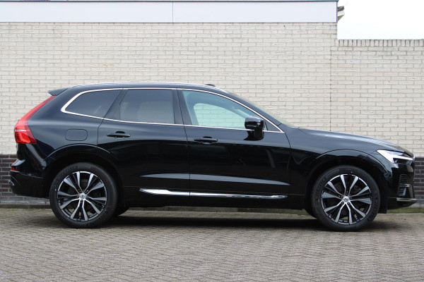 Volvo XC60 2.0 T6 Plug-in hybrid AWD Core Bright | Panoramadak | Trekhaak | Leder | Memory