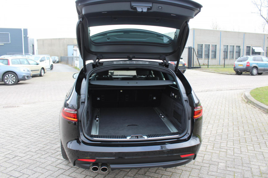 Jaguar XF Sportbrake 2.0d Portfolio automaat 180 PK leder camera pano dealer onderhouden