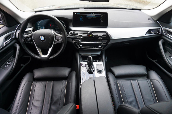 BMW 5 Serie 530e Business Edition Plus/Laser LED/Leer/ Comfortstoelen/Origineel Nederlands.