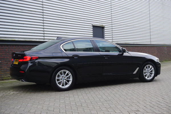 BMW 5 Serie 530e Business Edition Plus/Laser LED/Leer/ Comfortstoelen/Origineel Nederlands.