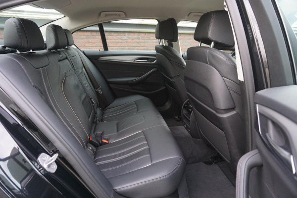 BMW 5 Serie 530e Business Edition Plus/Laser LED/Leer/ Comfortstoelen/Origineel Nederlands.